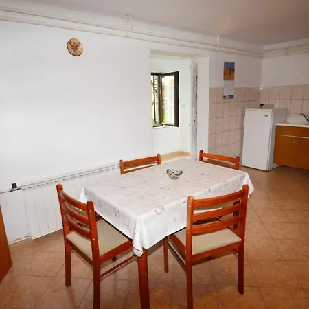 Mon Perin Castrum-apartment Floris * Bale